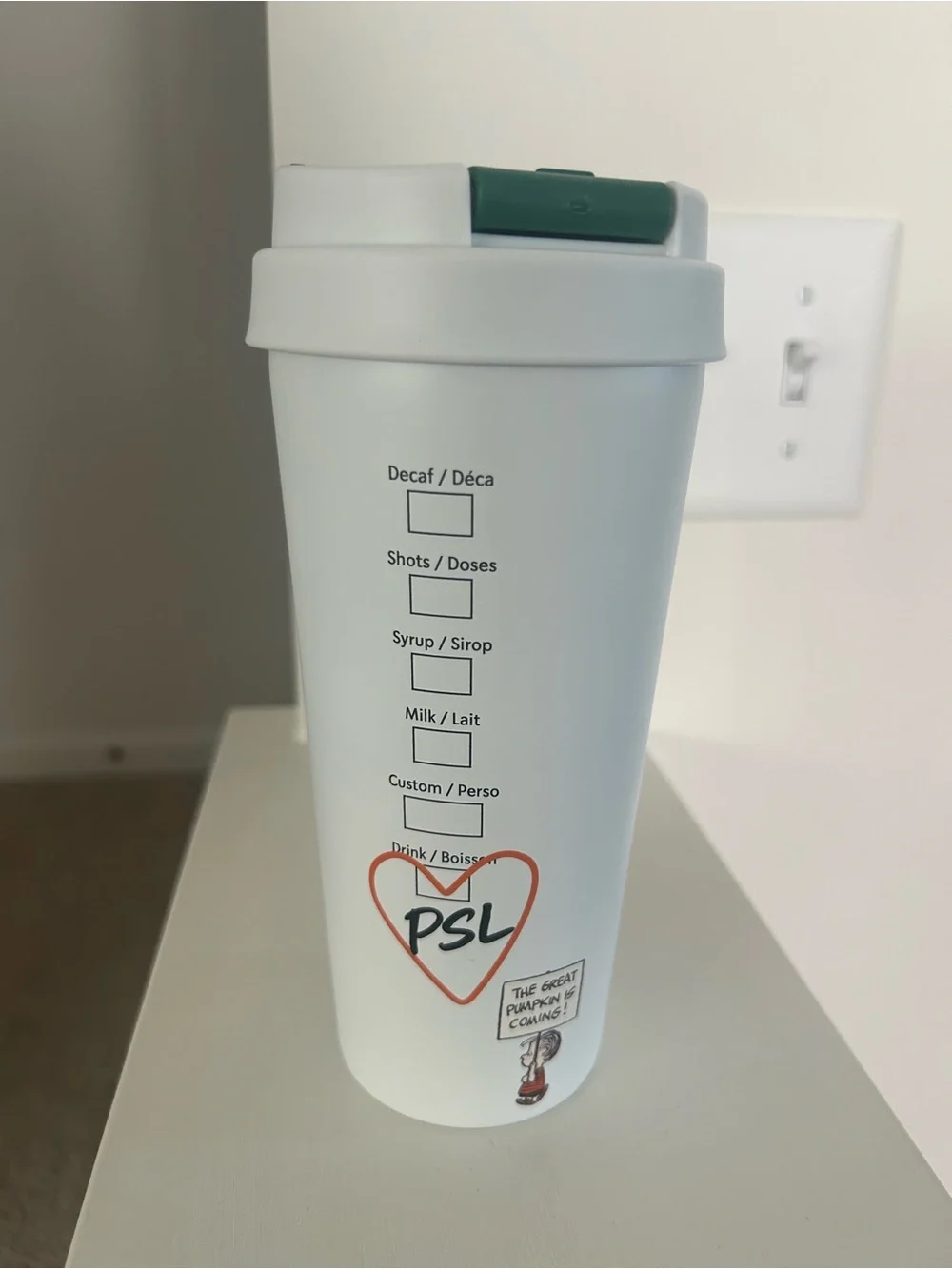 Starbucks snoopy collab